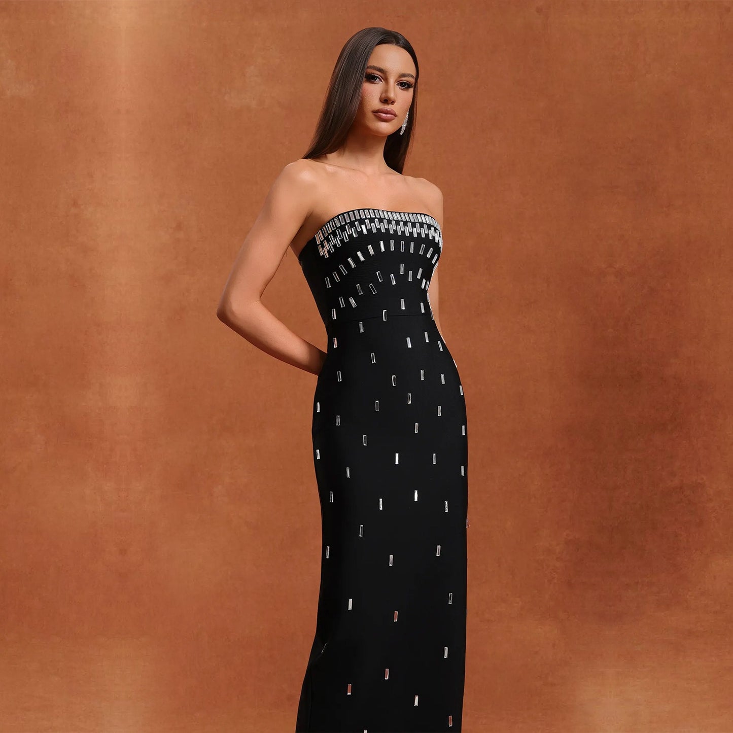 NOYAH™ Midnight Glow – Backless Crystal Dress